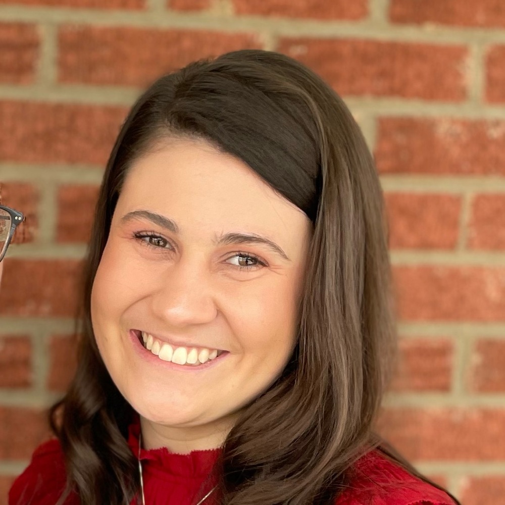 Meet your Posher, Caitlin